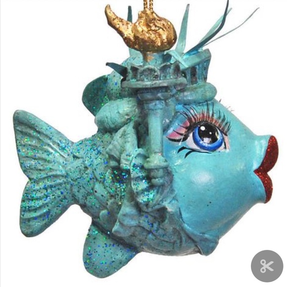 ISO: Katherine’s Collection Ornament - Picture 1 of 1